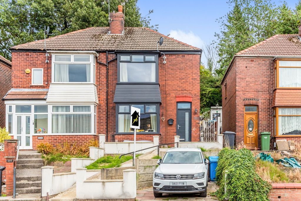 2 bed semi-detached house for sale Cross Bank