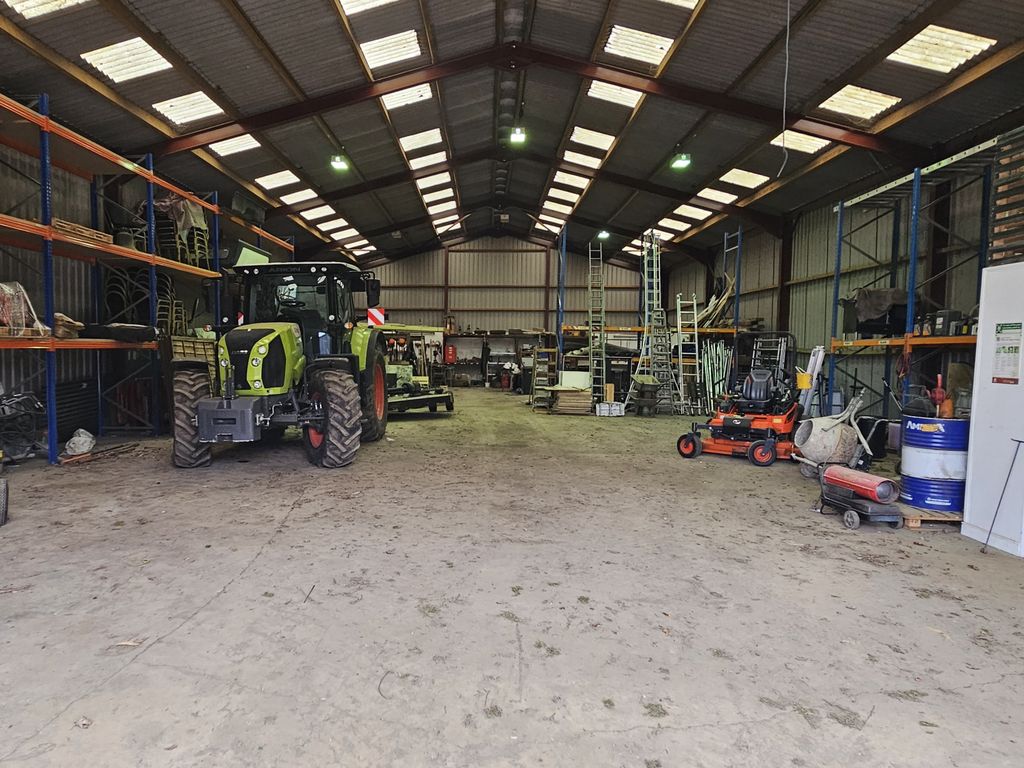 Property photo 2 of 9