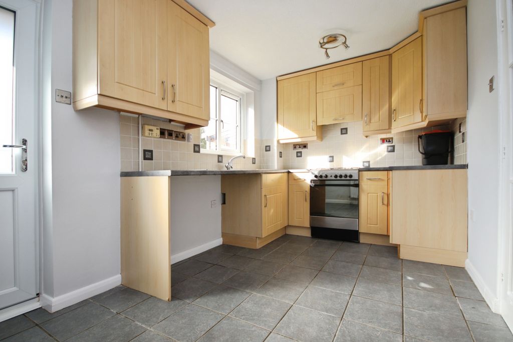 Property photo 2 of 12
