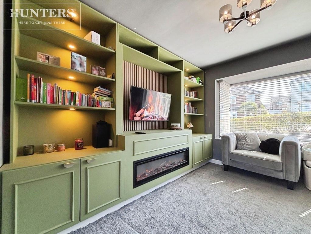 Property photo 3 of 17 Pbox-Img.Jpeg