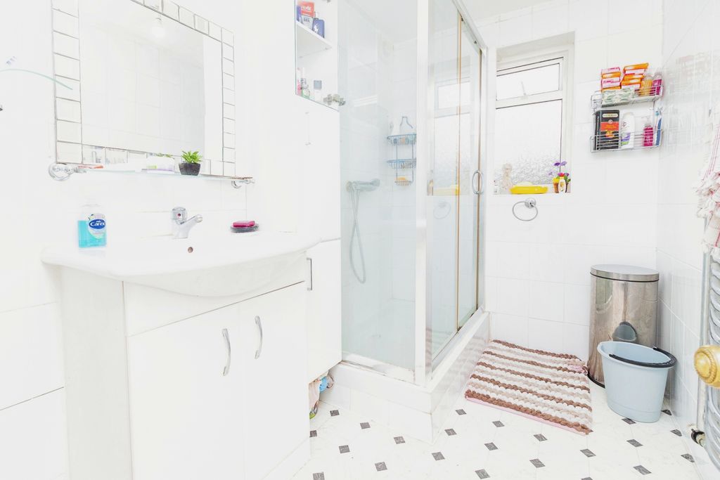 Property photo 3 of 15 Photography