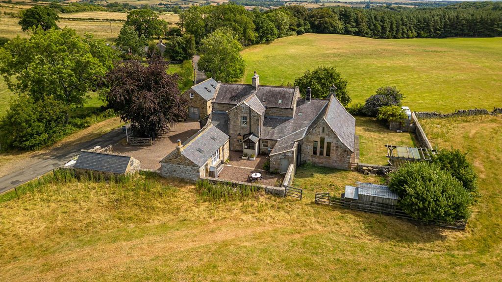 Property photo 1 of 34