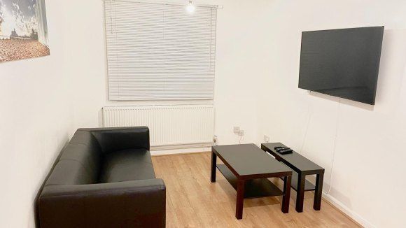 Property photo 3 of 12 Lounge1.Jpg