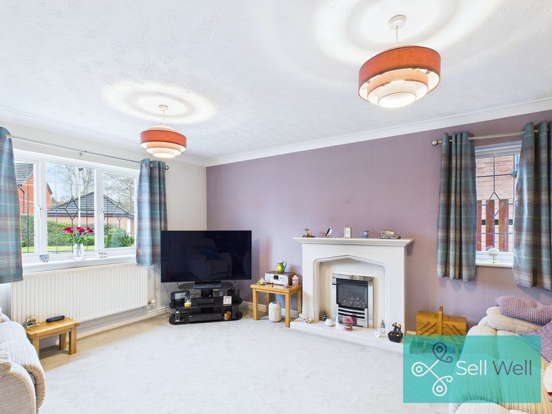 Property photo 2 of 22 Lounge