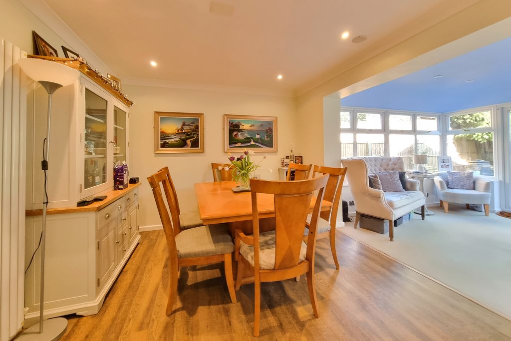 Additional image 7 of 4 bed detached house for saleFareham, Hampshire PO16
