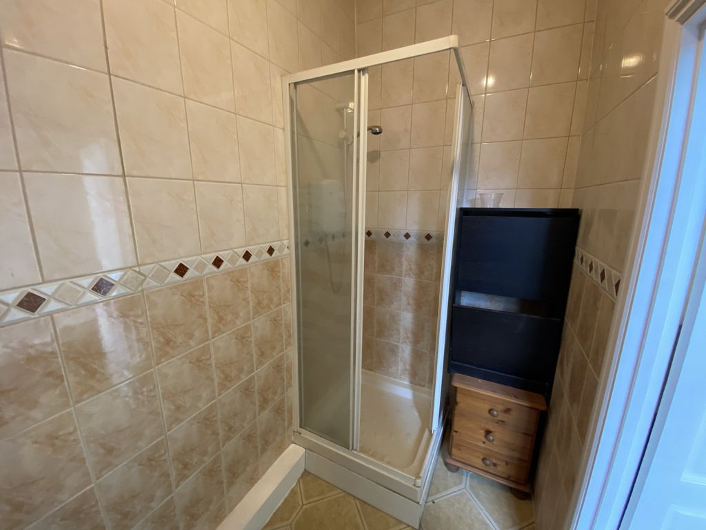 Property photo 3 of 4 Room