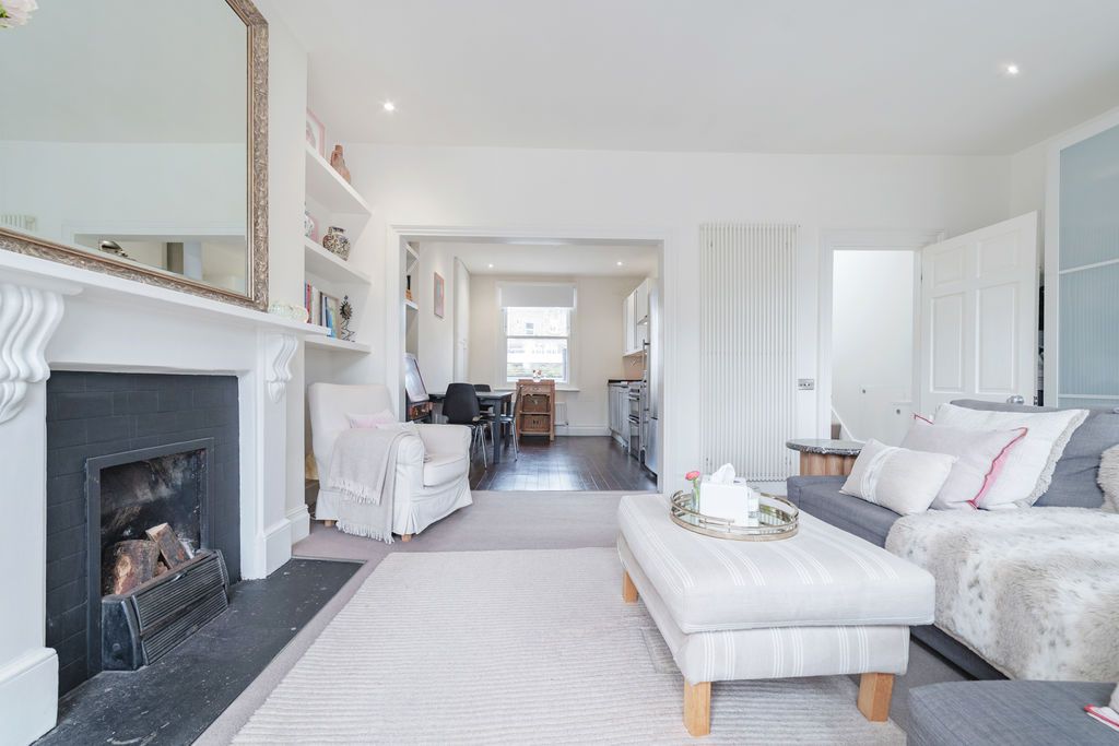 Property photo 2 of 14 Photo 8