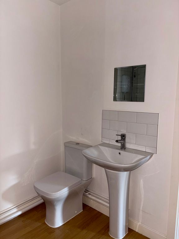 Additional image 6 of 1 bed flat to rentHigh Street, Neston CH64