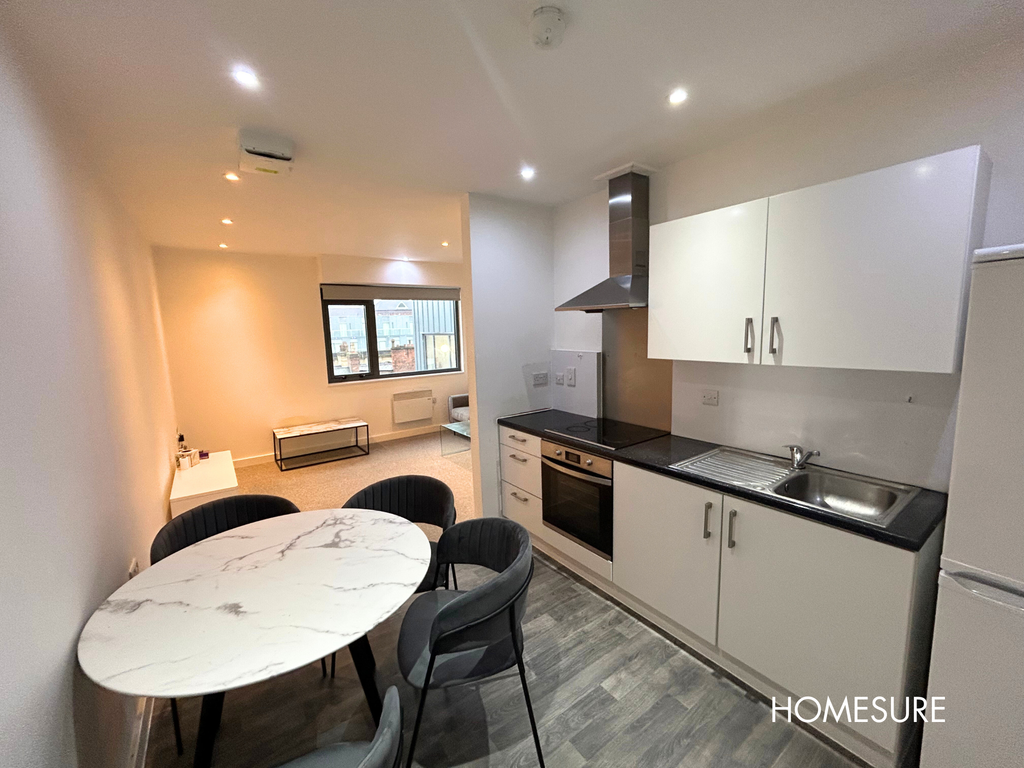 Property photo 1 of 10 Kitchen