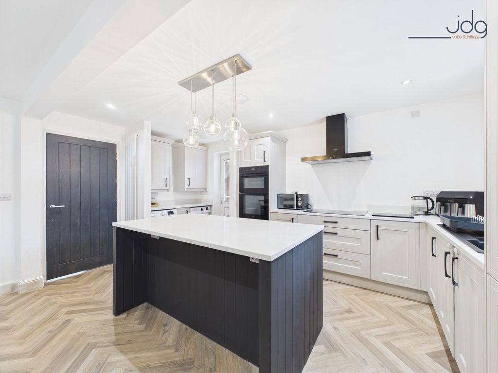 Property photo 2 of 18 Open Plan Living And Utility Area
