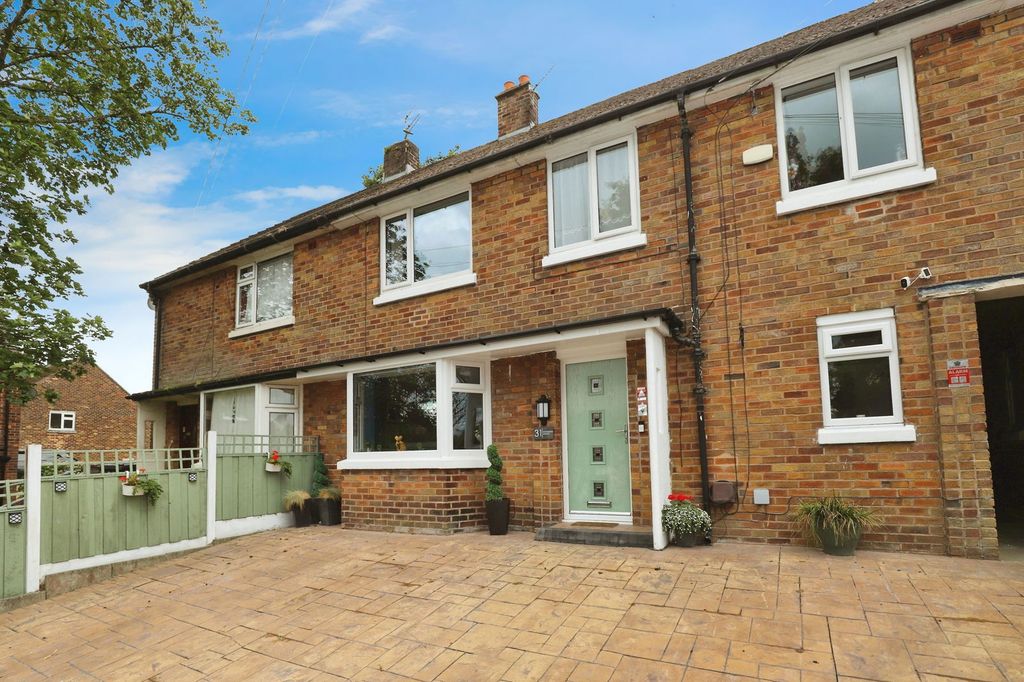 Property photo 1 of 30