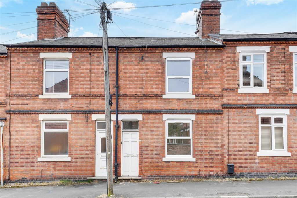 Property photo 1 of 18