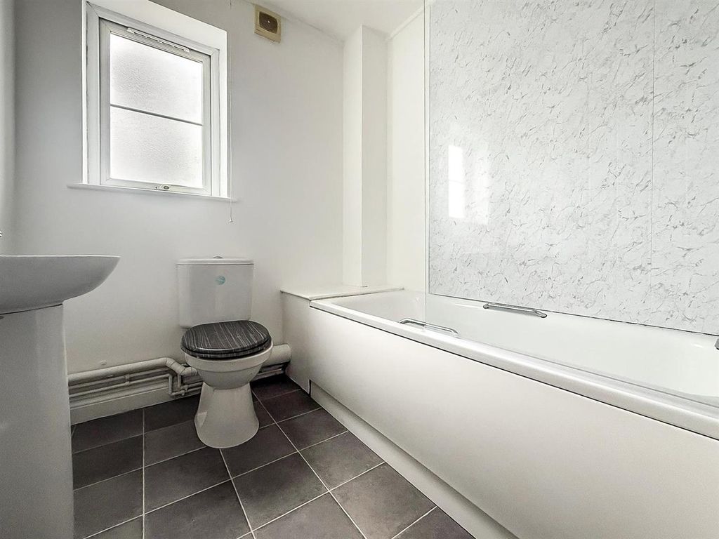 Property photo 3 of 9 Photo-2026-03-16-09-03-57.Jpg