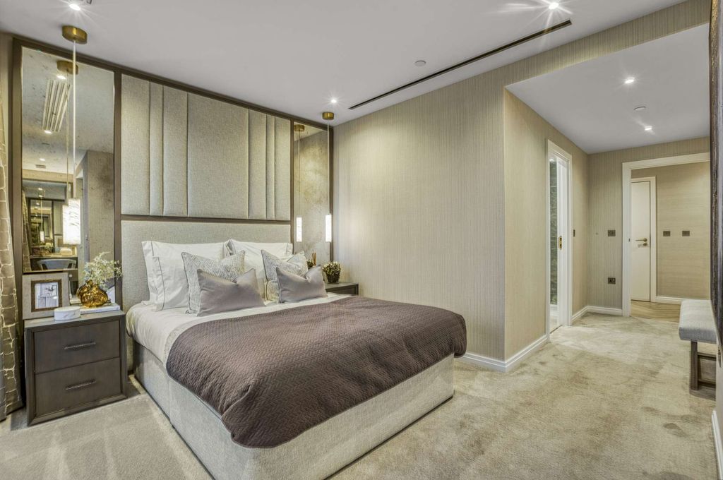 Property photo 3 of 26