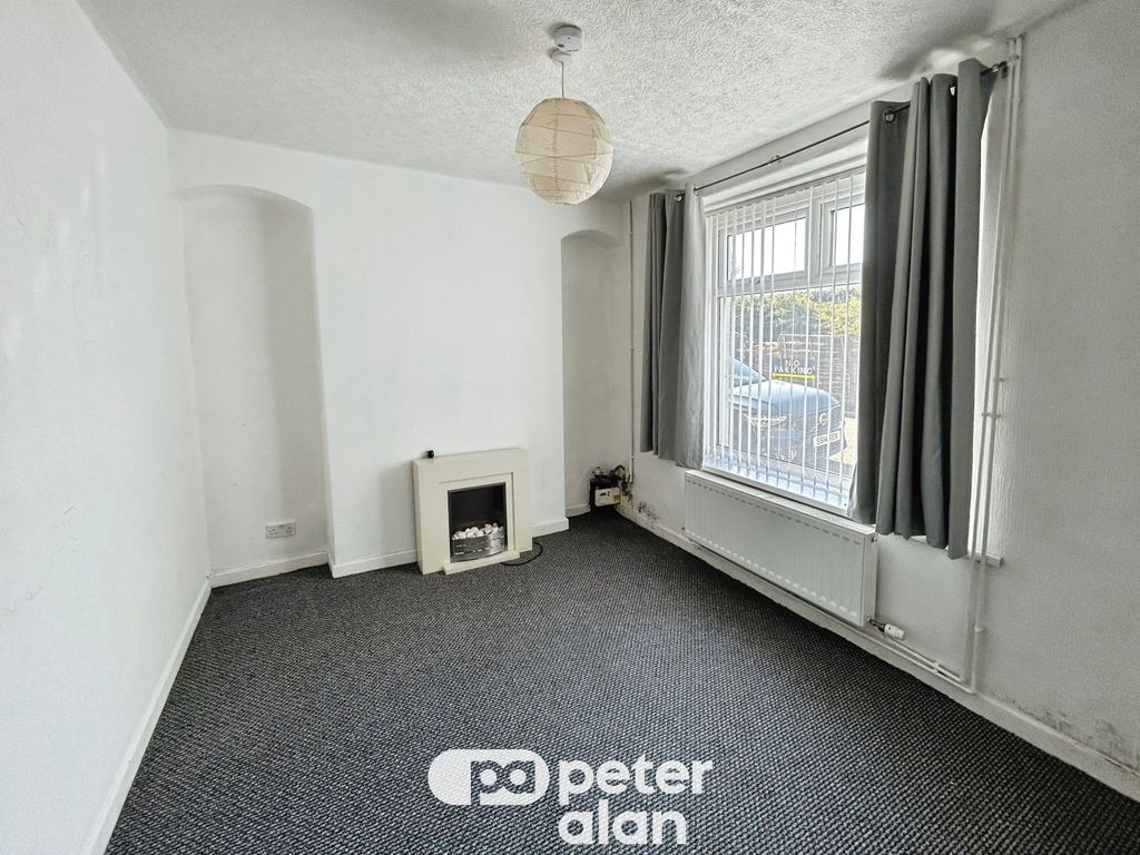 Property photo 1 of 8 Reception Room