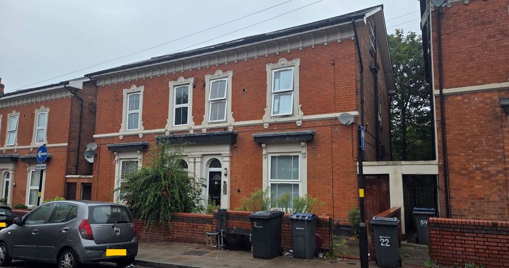 Property photo 1 of 30