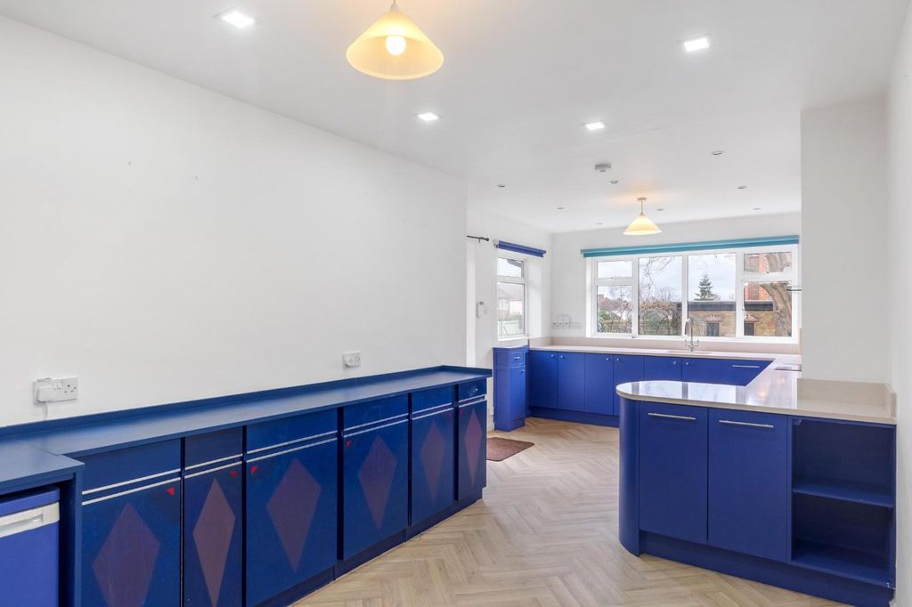 Property photo 2 of 18 Picture No. 18