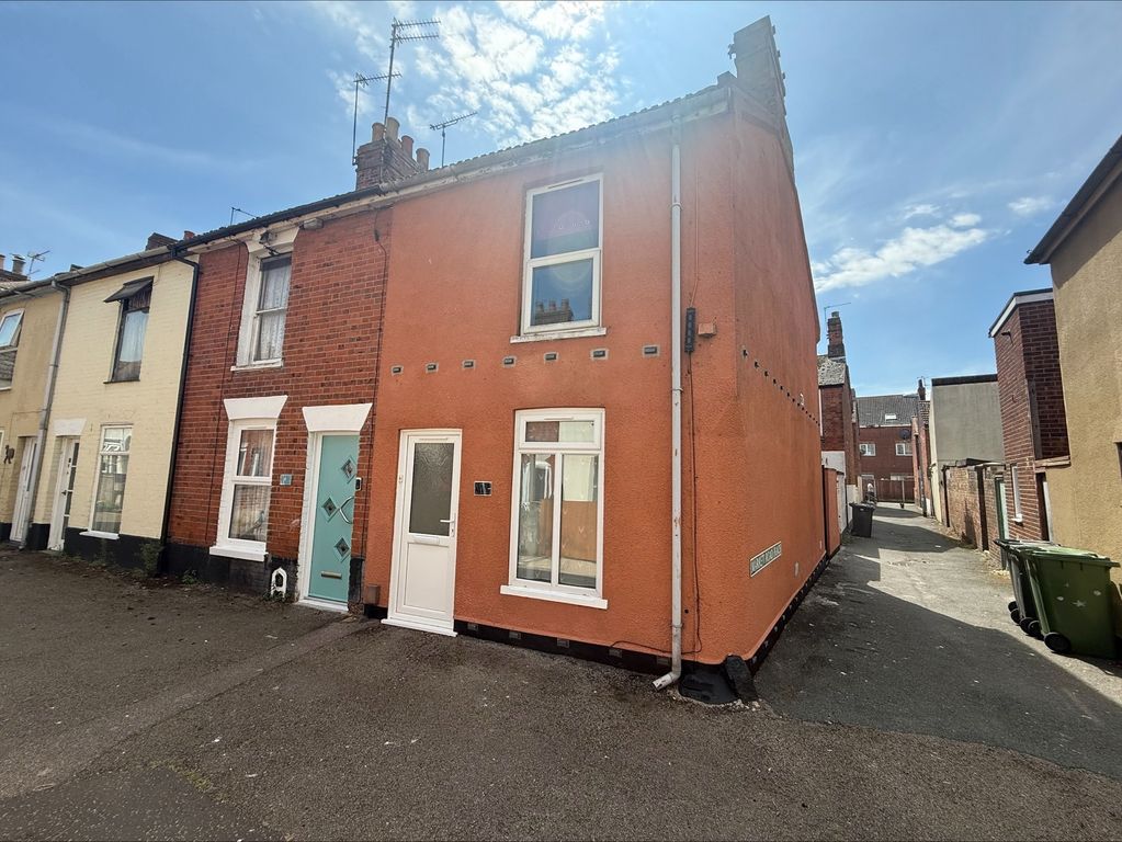 Property photo 1 of 11