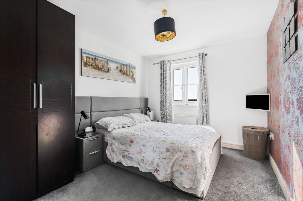 Additional image 13 of 2 bed flat for salePagoda Drive, Duporth PL26