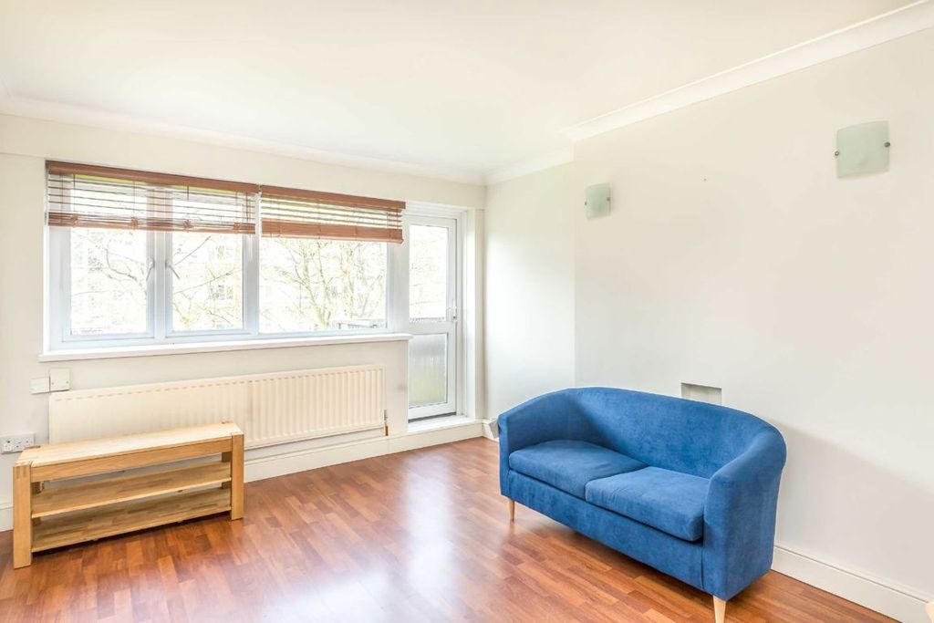 Property photo 3 of 7