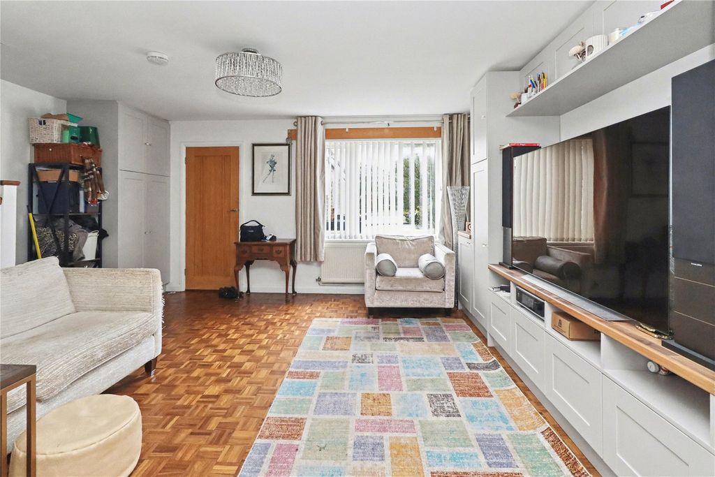 Property photo 3 of 12 Picture No. 04