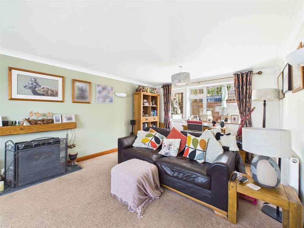 Property photo 2 of 16 Picture No. 20