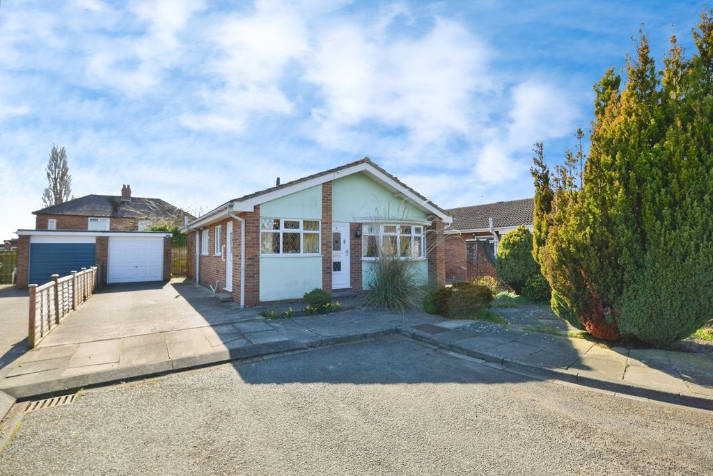Property photo 2 of 15
