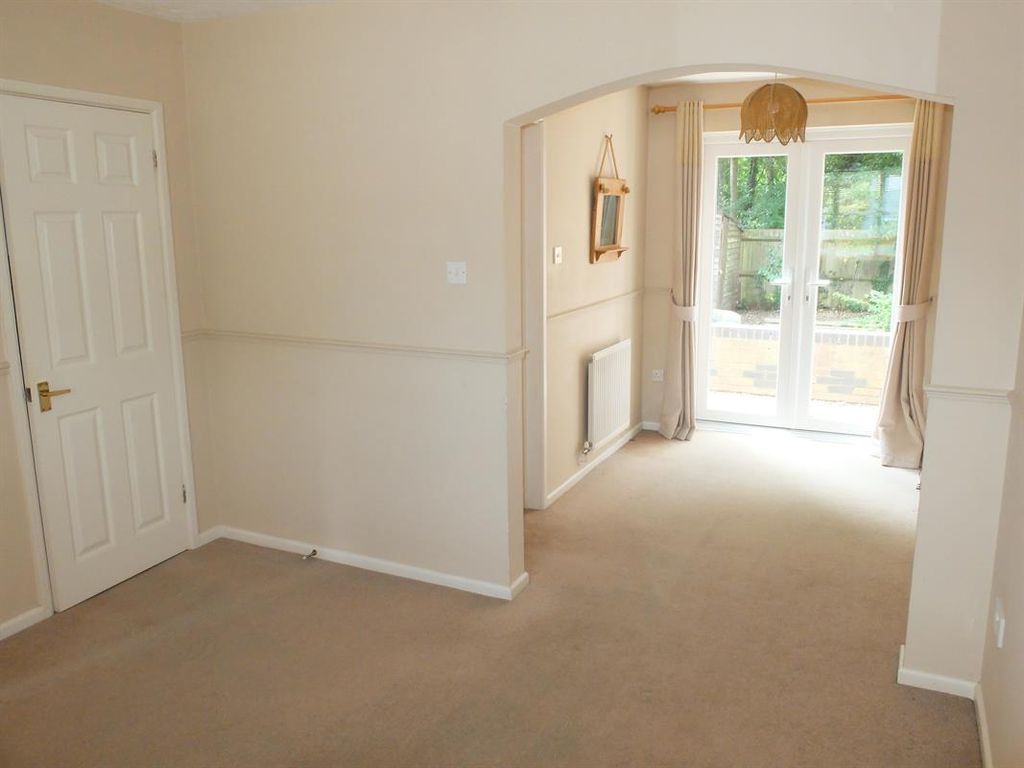 Property photo 3 of 12 Photo 13