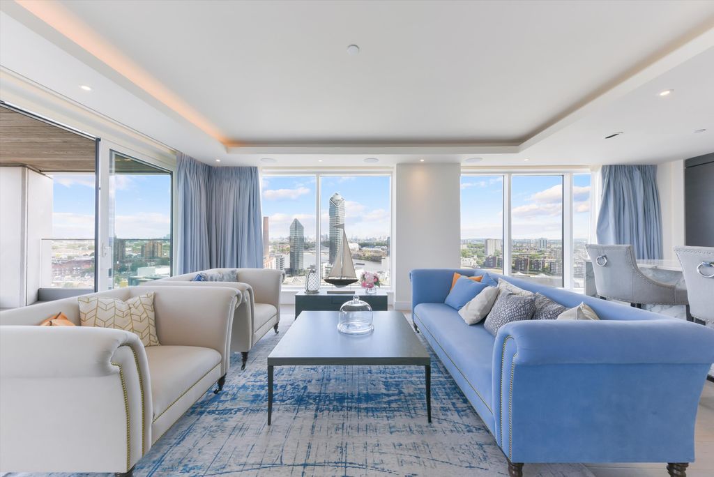 Property photo 3 of 16 Image