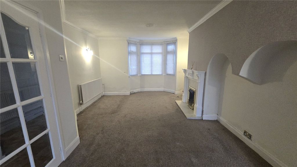 Property photo 3 of 11 Picture No. 09