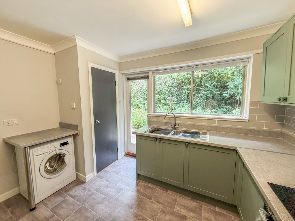 Property photo 3 of 34 Img_8874