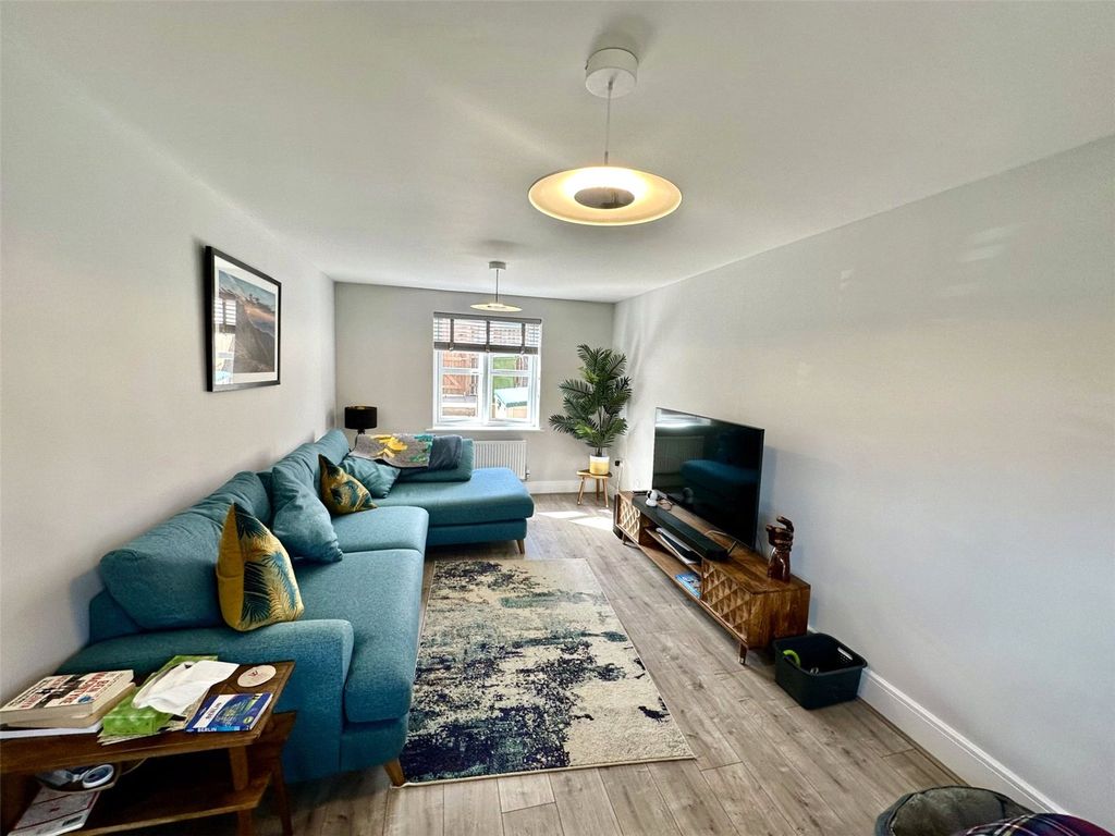 Property photo 2 of 10 Picture No. 02