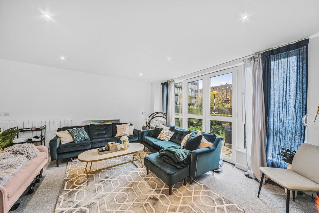 Property photo 2 of 24 Picture No. 42