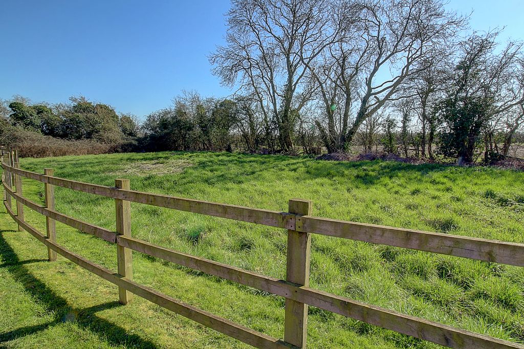 Property photo 2 of 19 Photo #2