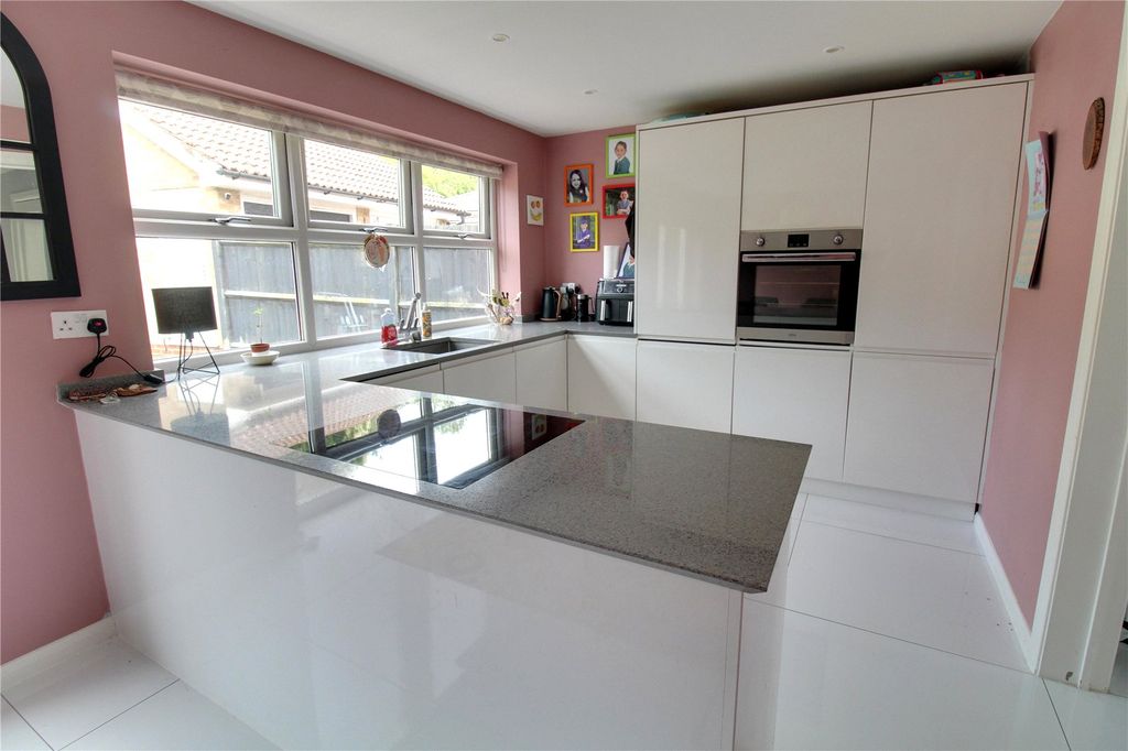 Property photo 3 of 14 Picture No. 26
