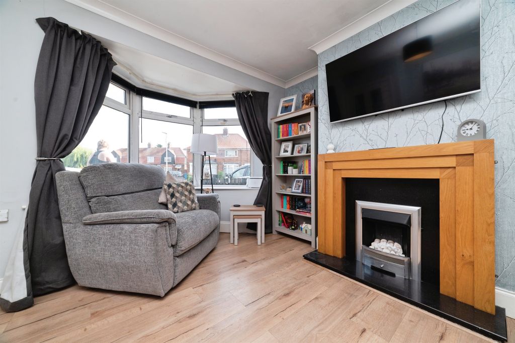 Property photo 2 of 19
