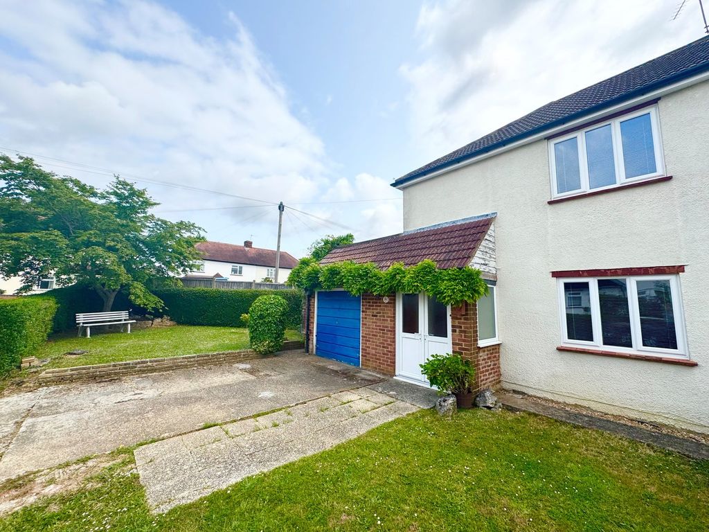 Property photo 2 of 20