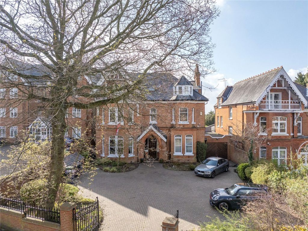 Property photo 3 of 23