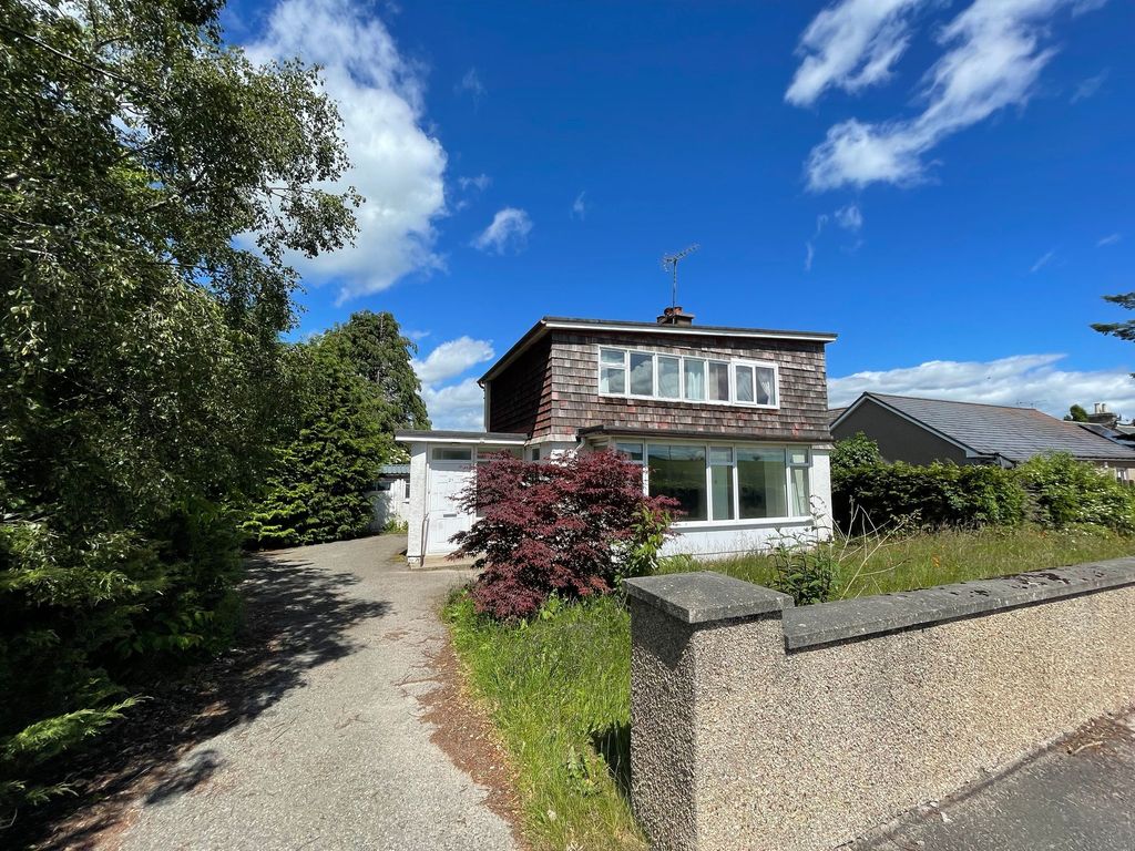 Property photo 1 of 22