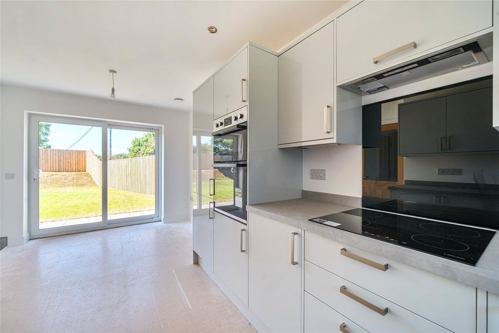Property photo 2 of 12 Picture No. 49