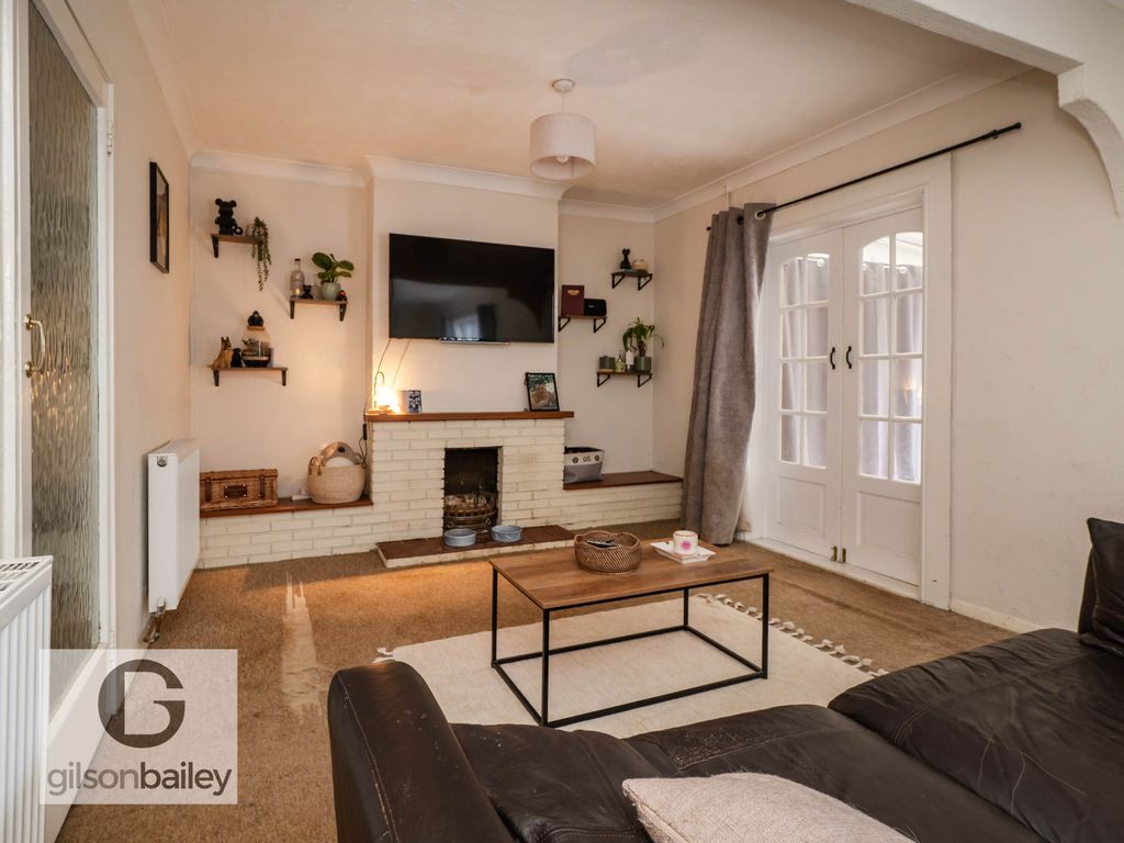 Property photo 2 of 16