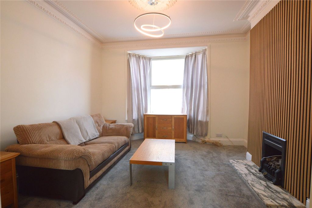 Property photo 3 of 14 Picture No. 04