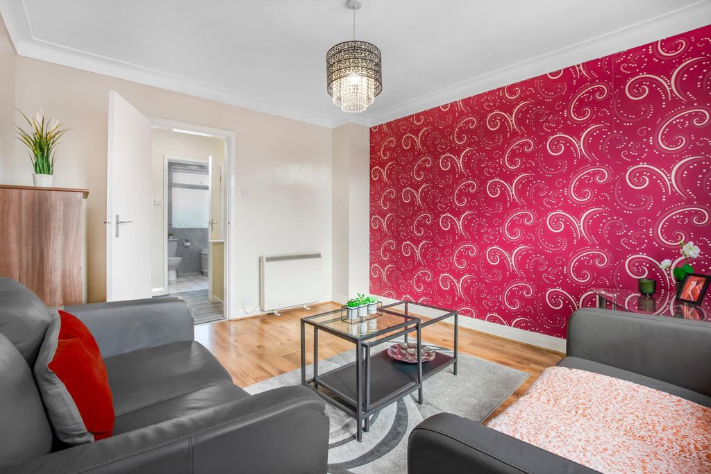 Property photo 2 of 10 Property Photo