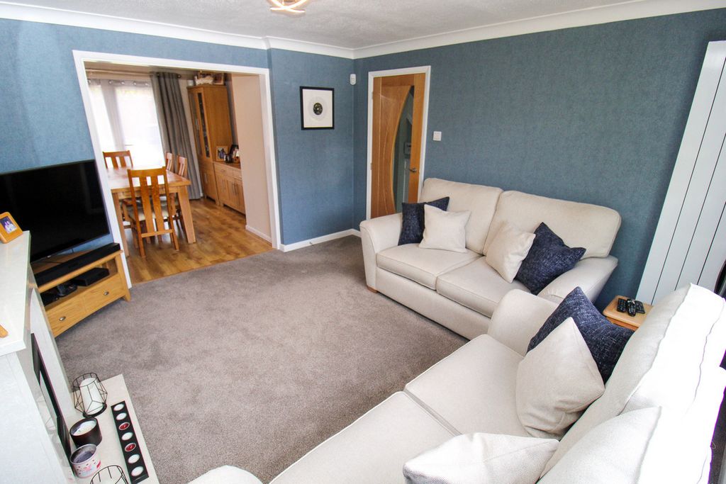 Property photo 3 of 30