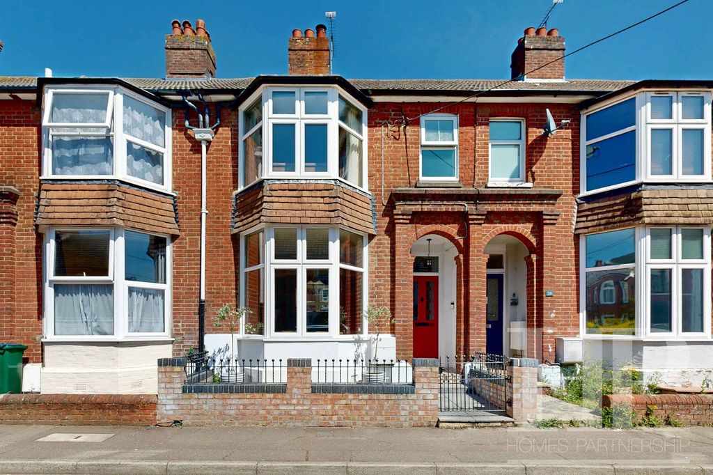Property photo 1 of 25