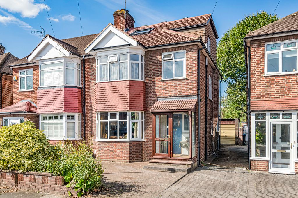 Property photo 1 of 29