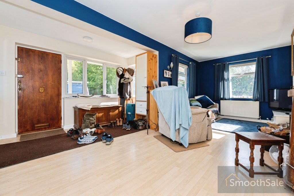 Property photo 2 of 23