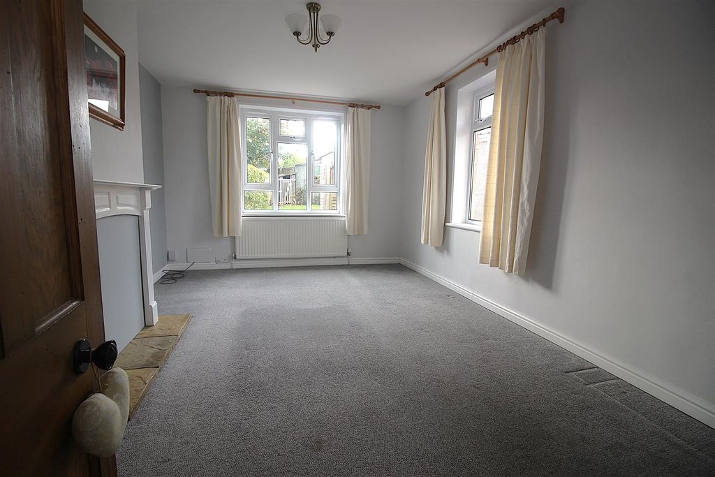 Property photo 2 of 12 Img_2433.Jpg