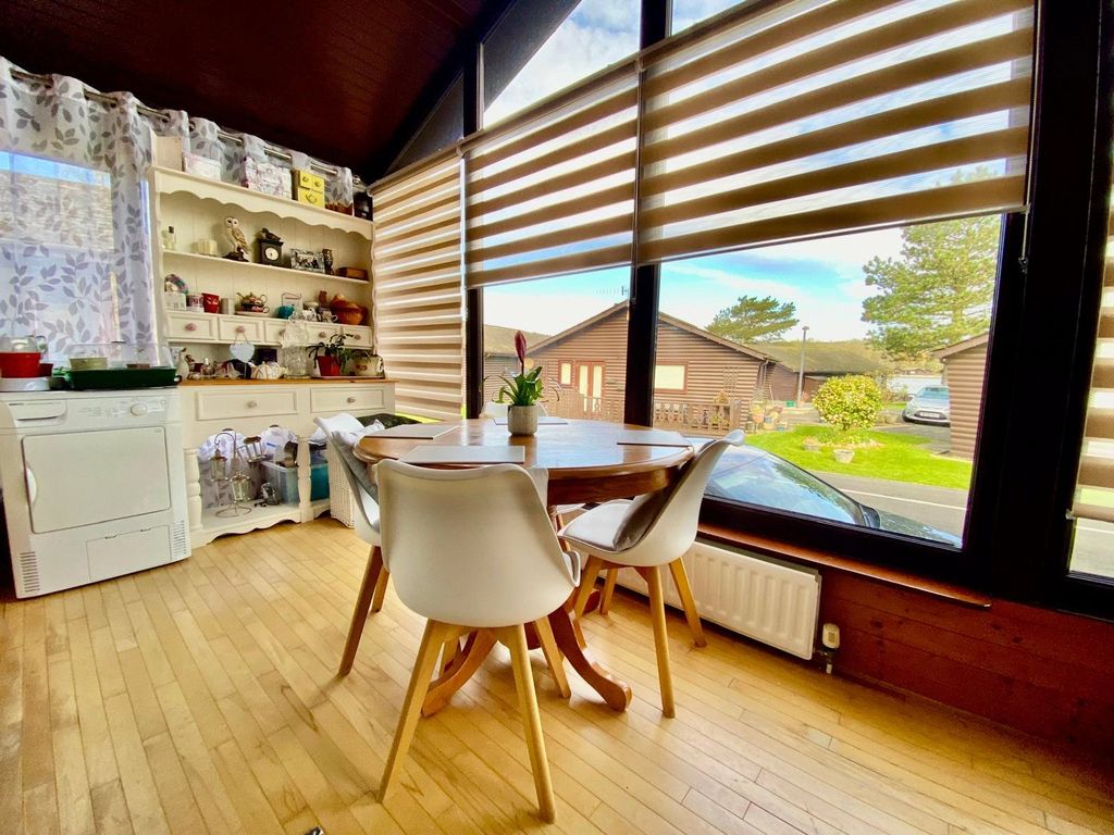 Property photo 3 of 19 Picture No. 20