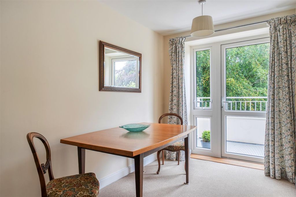 1 bed property for saleShackleton Place, Devizes SN10 photo 5